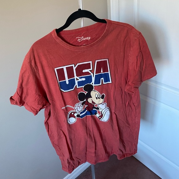 American Eagle Graphic Tee - Picture 4 of 8